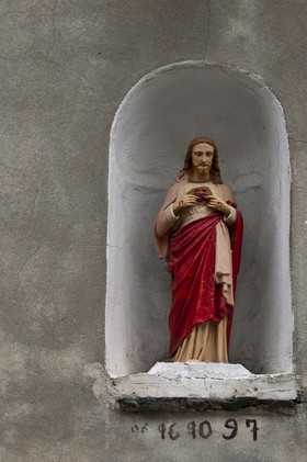 Statuette