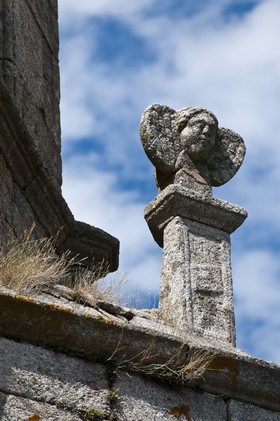 Ange sculpté