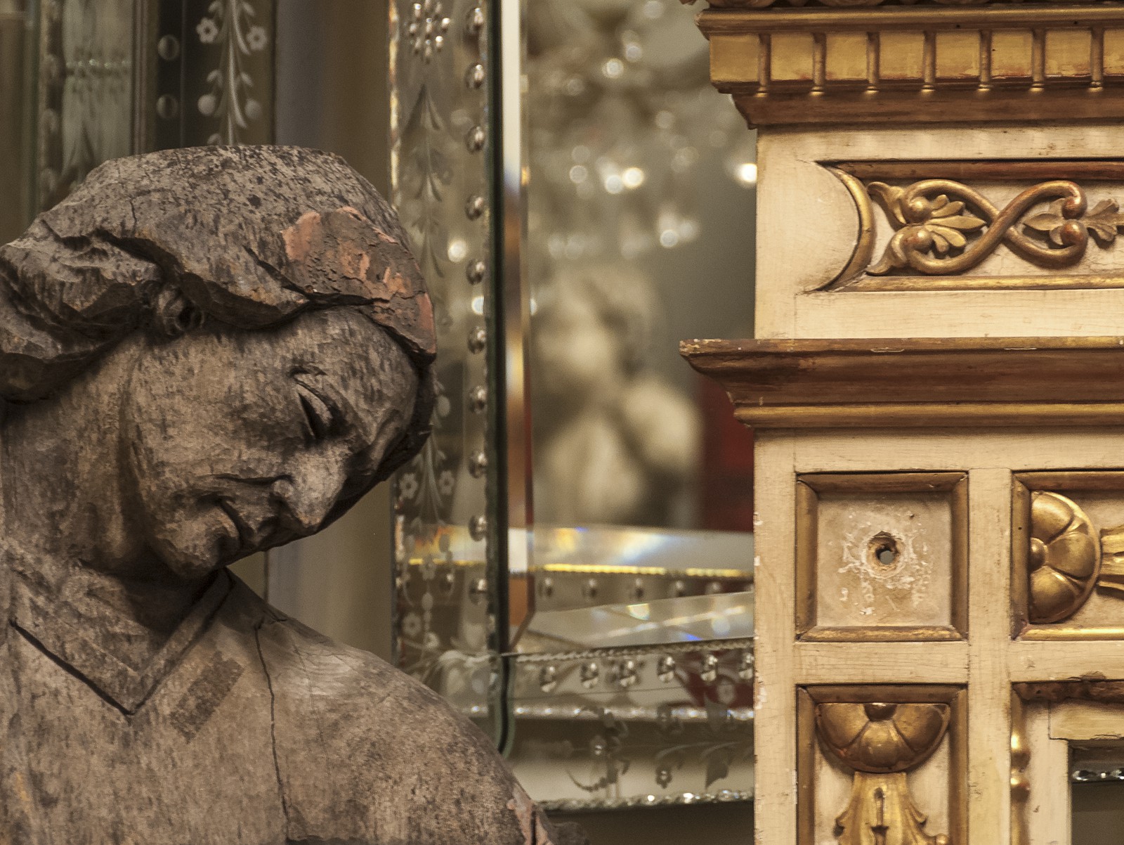 Vitrine d'antiquaire Vitrine d'antiquaire