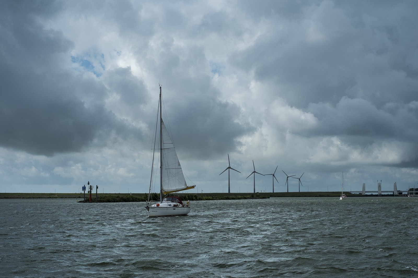 Plaisance sous les nuages Plaisance sous les nuages