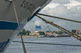 Usine sur la Neva
