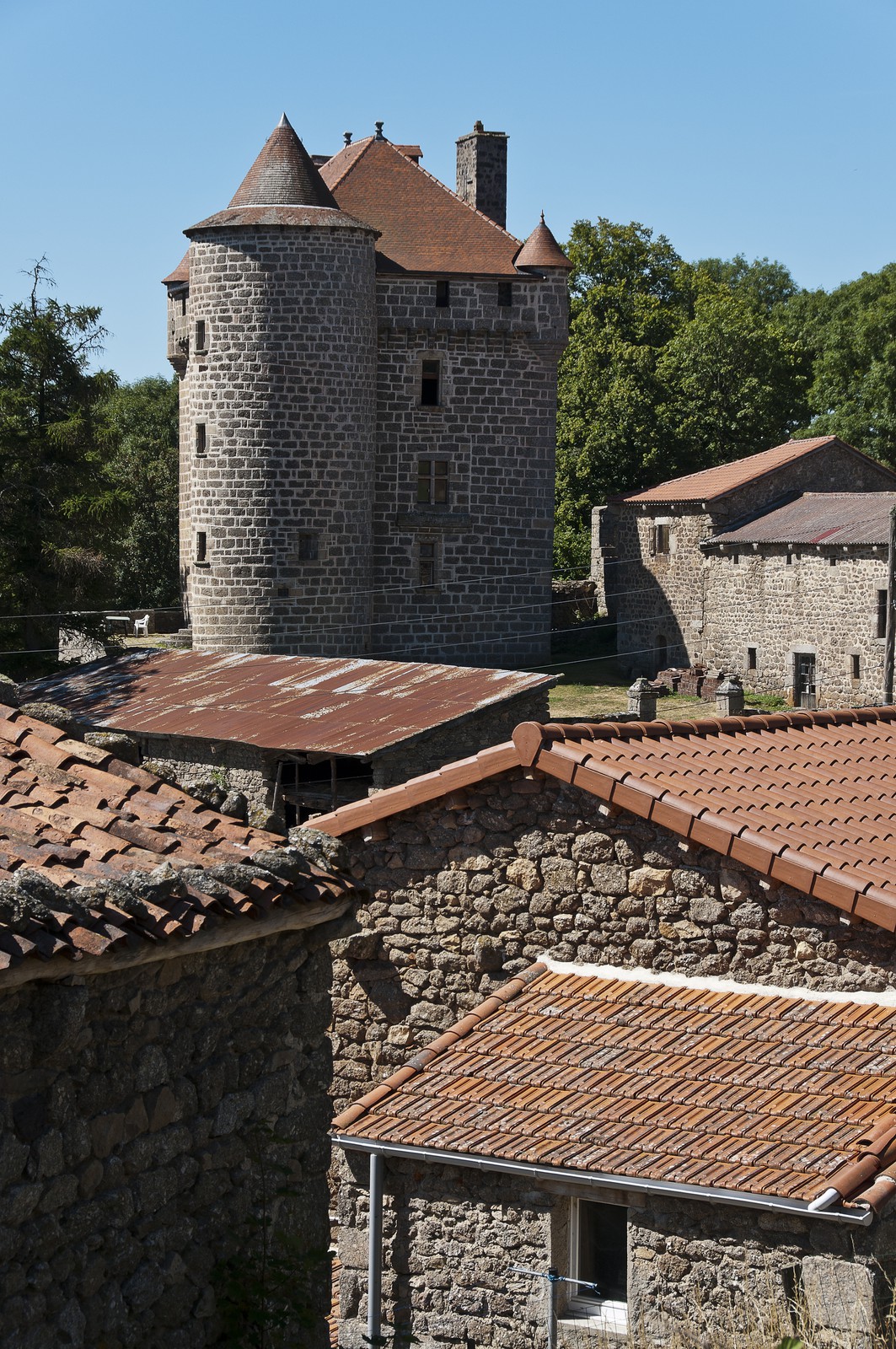Château d'Ombret Château d'Ombret