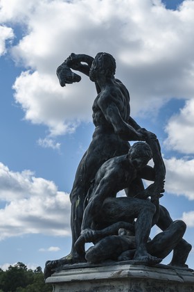 Statue