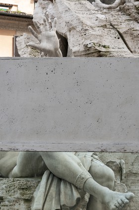 La statue cachée