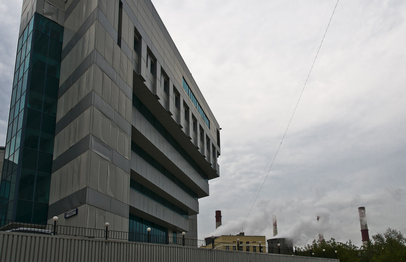 Immeuble et usine