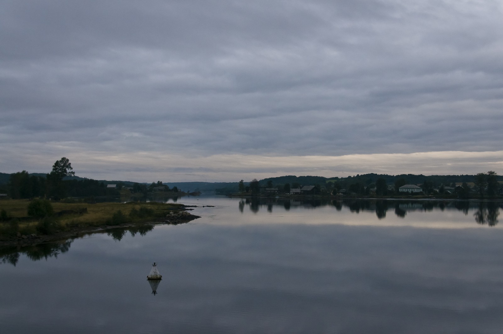 Berges du Svir