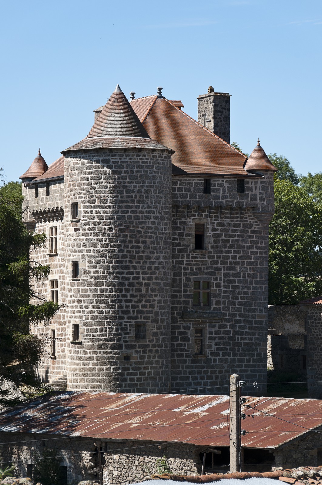 Château d'Ombret Château d'Ombret
