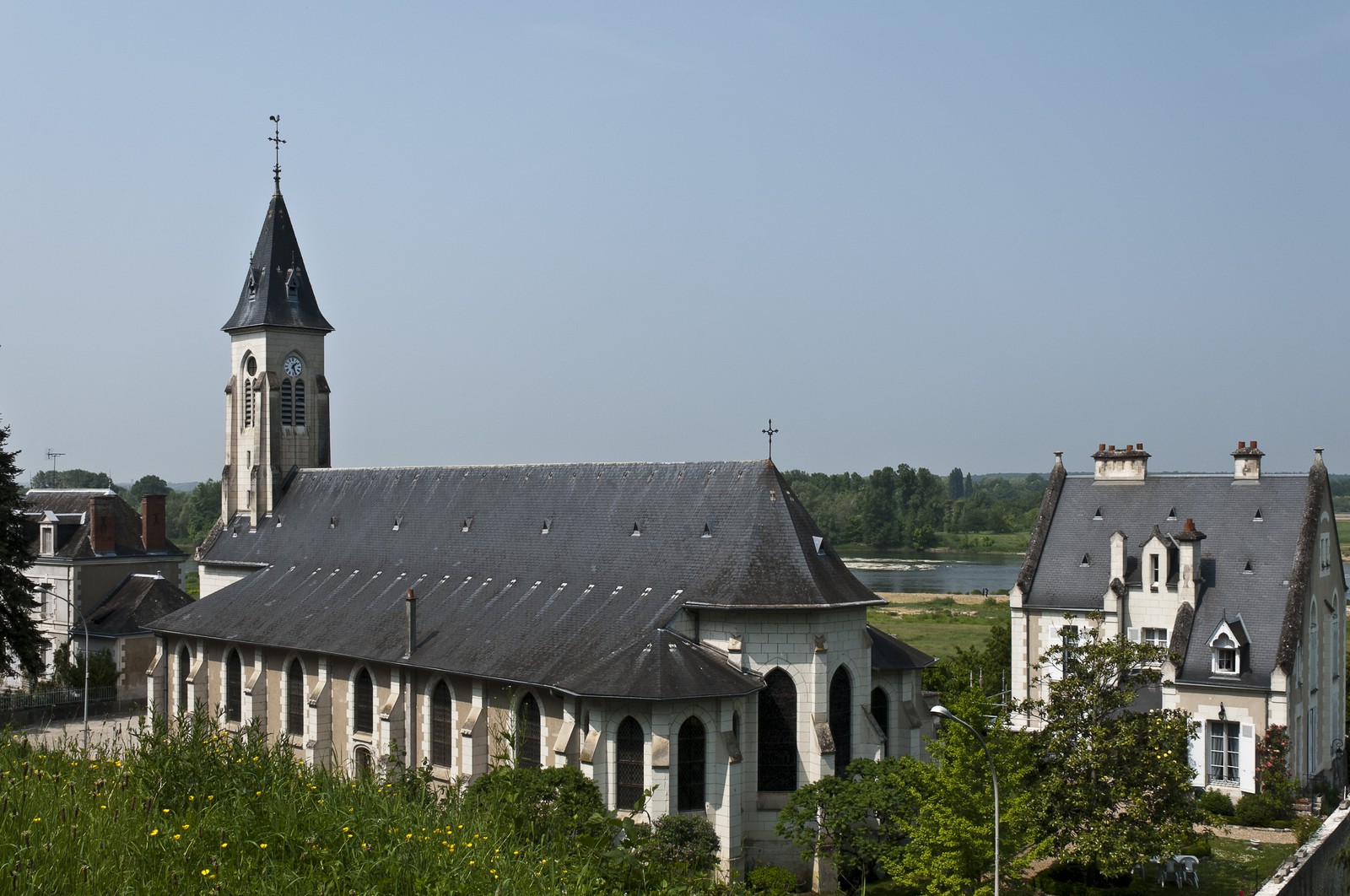 Eglise Saint-Nicolas à Chaumont-sur-Loire Eglise Saint-Nicolas à Chaumont-sur-Loire