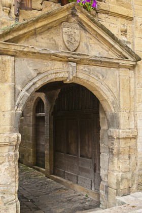 Porte cochère
