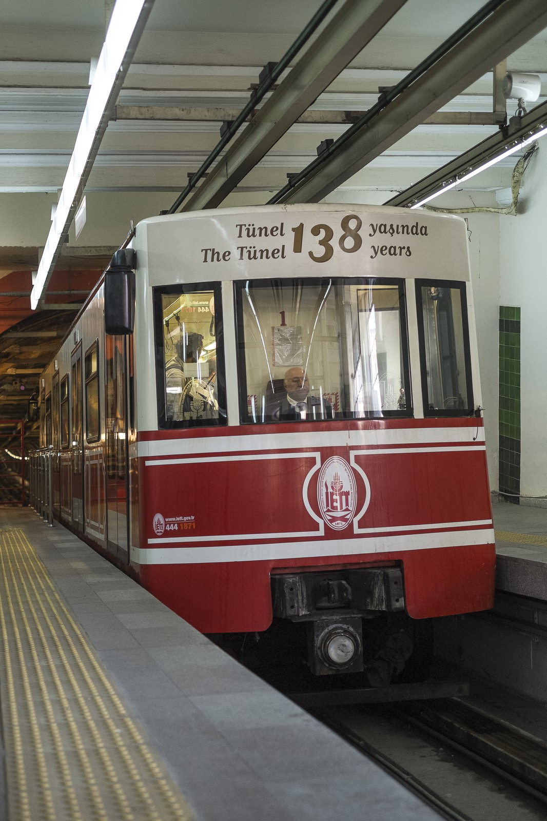 Le Tunnel
