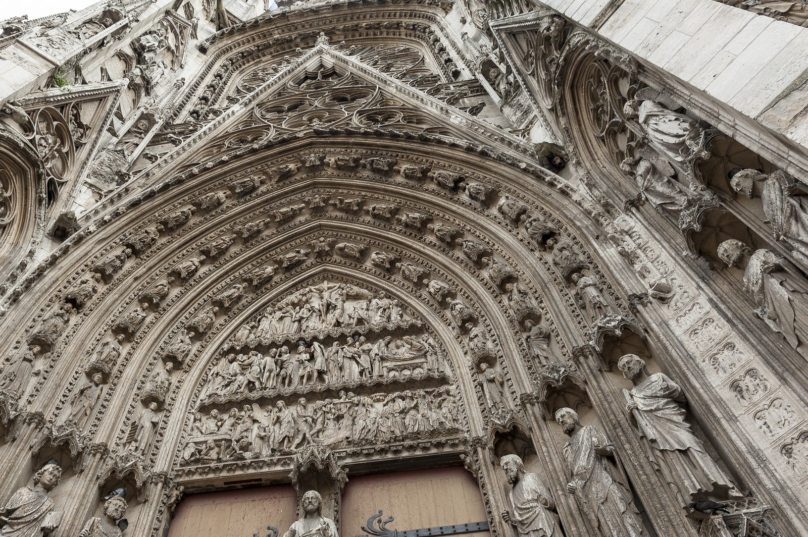 Cathédrale Notre-Dame Cathédrale Notre-Dame